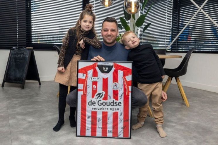 Bied mee op Sparta-shirt voor kinderziekenhuis